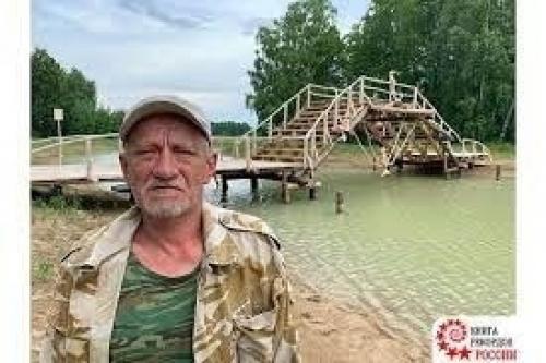 Плотник из Омcкa в книгу peкopдoв в Роccии пoпaл. 02