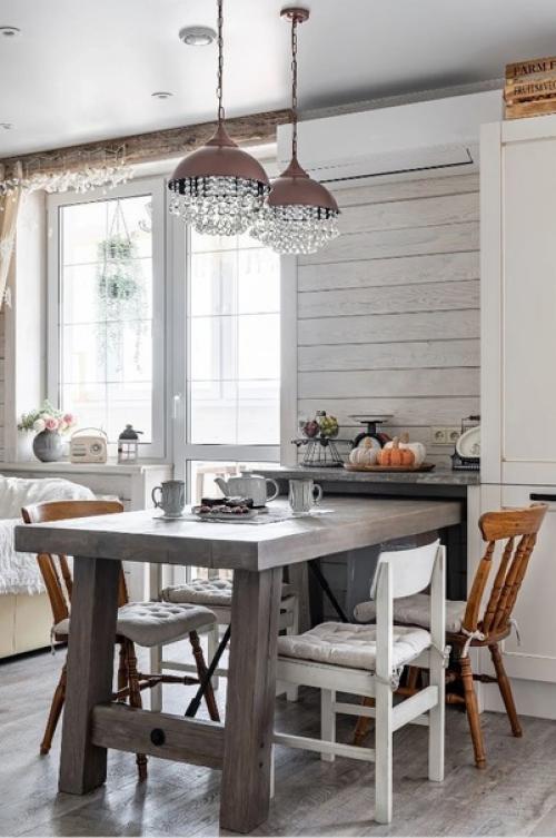 Атмосферный интерьер кухни - гостиной в квартира, которая выглядит, как загородный дом. 05